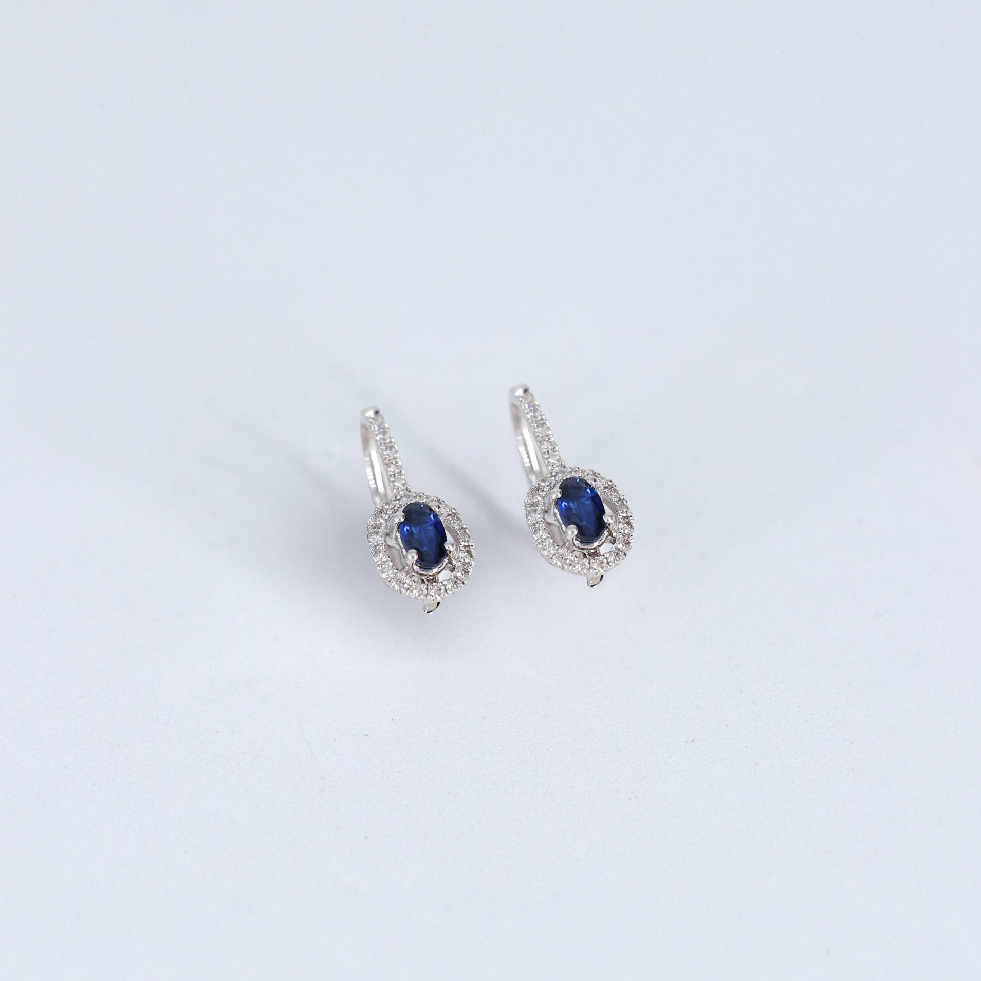 PAR ARRACADAS DIAMANTE .15ct/.50ct ZAF OVAL ORO BCO 14K