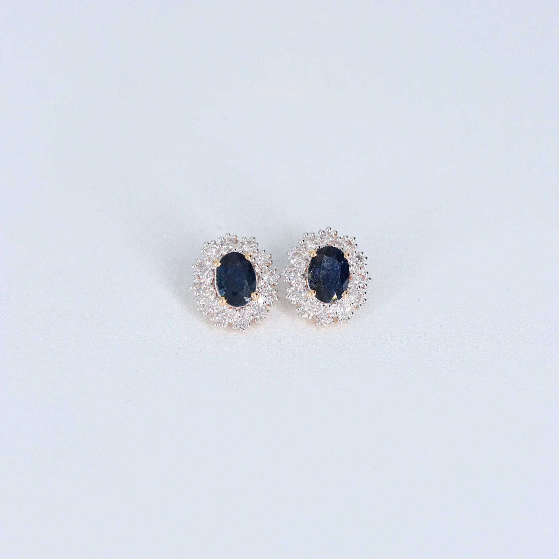 PAR ARETES HALO DIAMANTE 1.05ct/2.10ct ZAF OVAL ORO AMA 14K