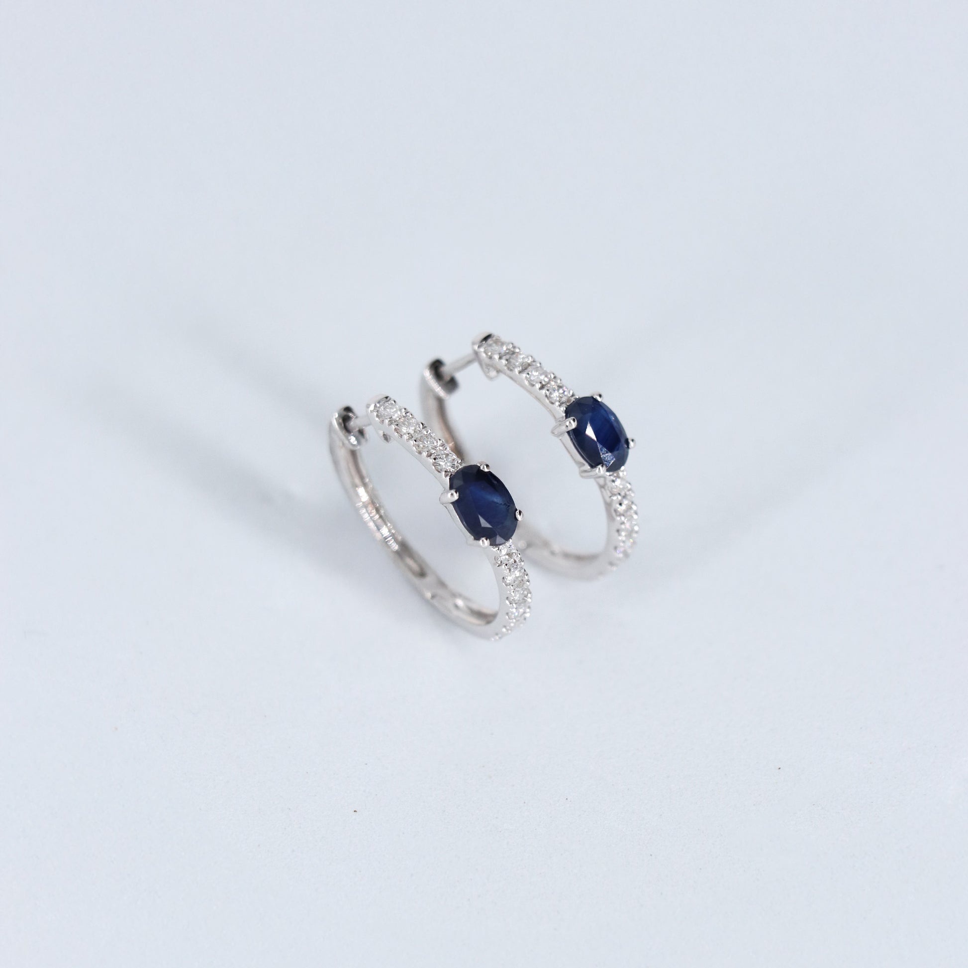 PAR ARRACADAS DIAMANTE .40ct/1.10ct ZAF OVAL ORO BCO 14K