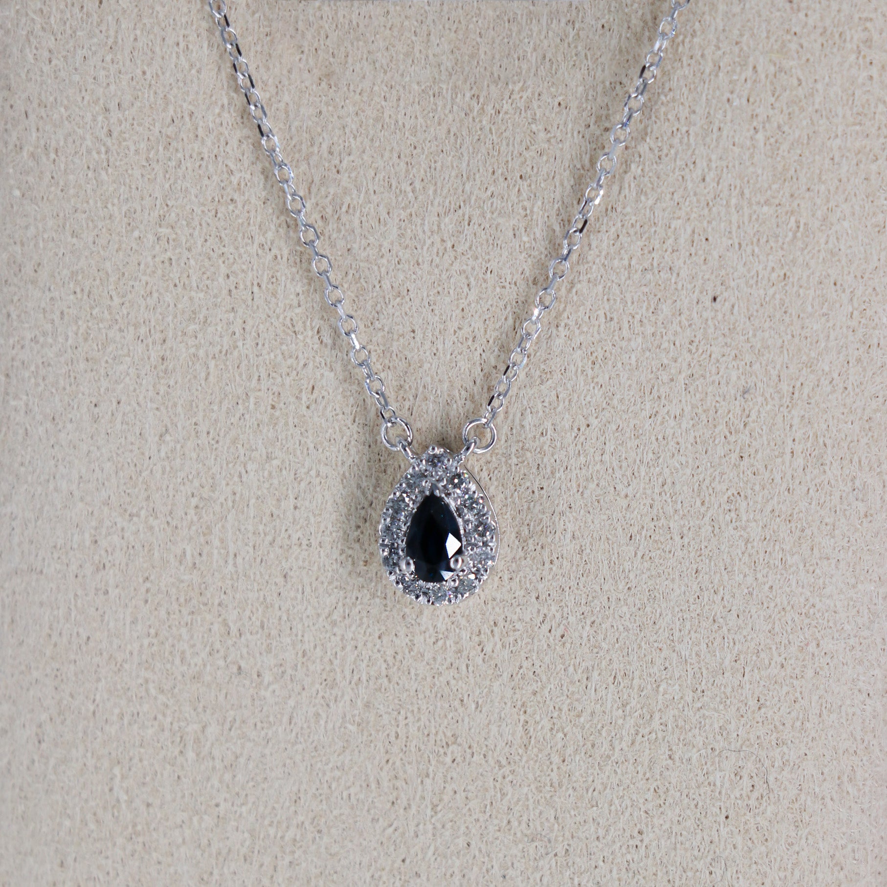 DIJE 14K. SI ORO BLANCO DIAMANTE 0.09 CT ZAFIRO 5X3 mm 0mm, 0gr