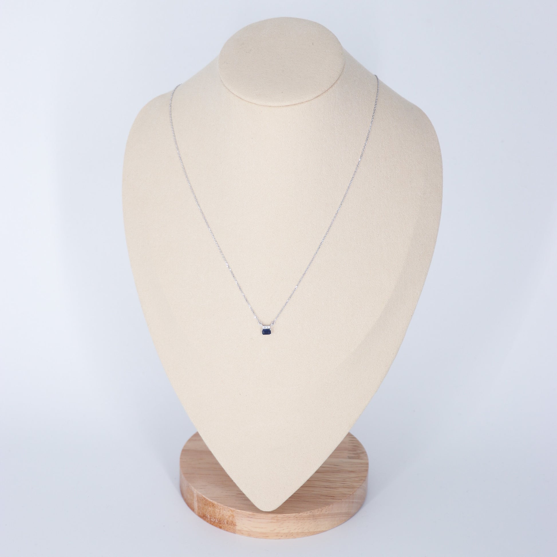 DIJE C/CDENA DIAMANTE .03ct/.40ct ZAF 5x3 ORO BCO 14K