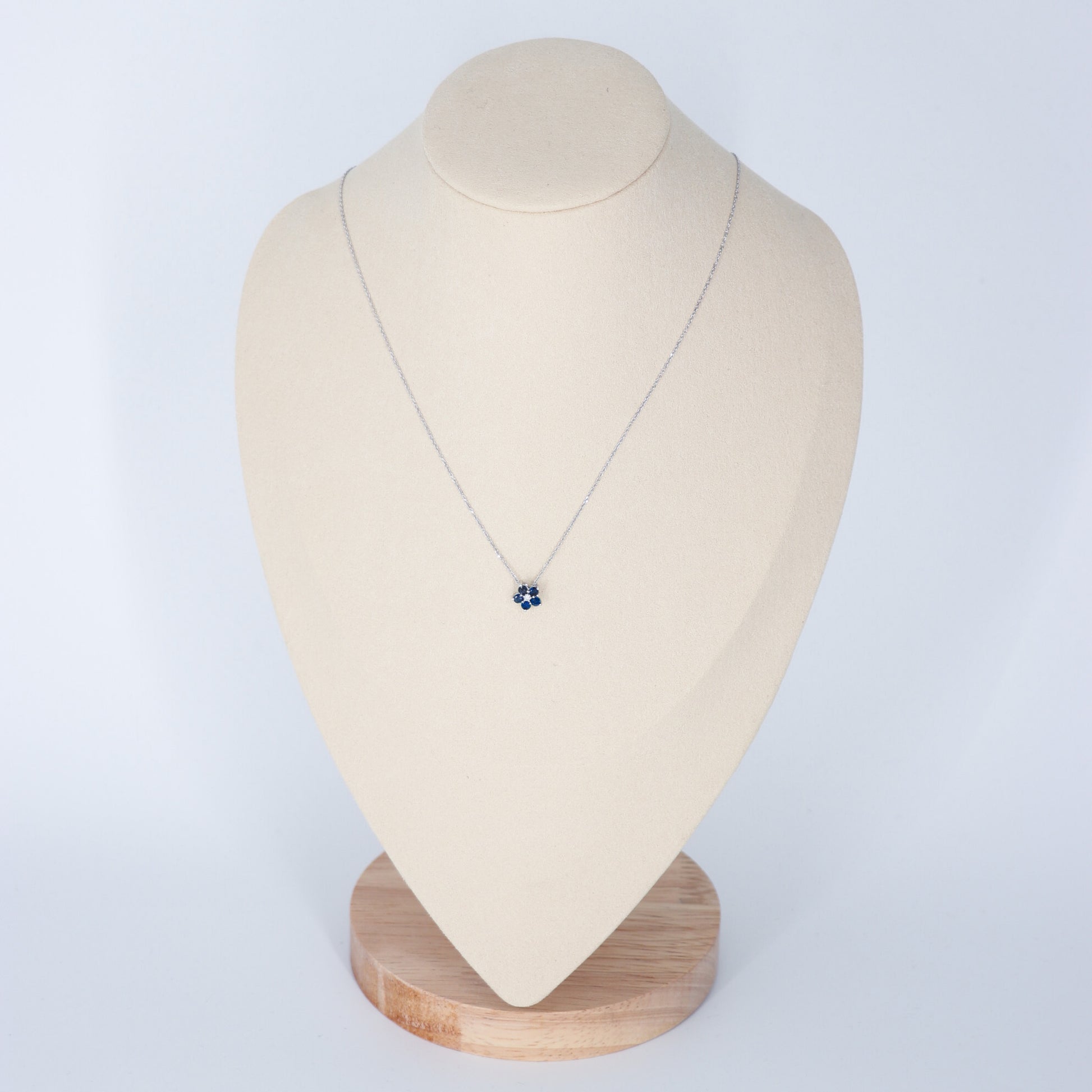 DIJE C/CADENA FLOR 1.9mm DIAMANTE .03ct/.40ct ZAF 2.8mm ORO BCO 14K