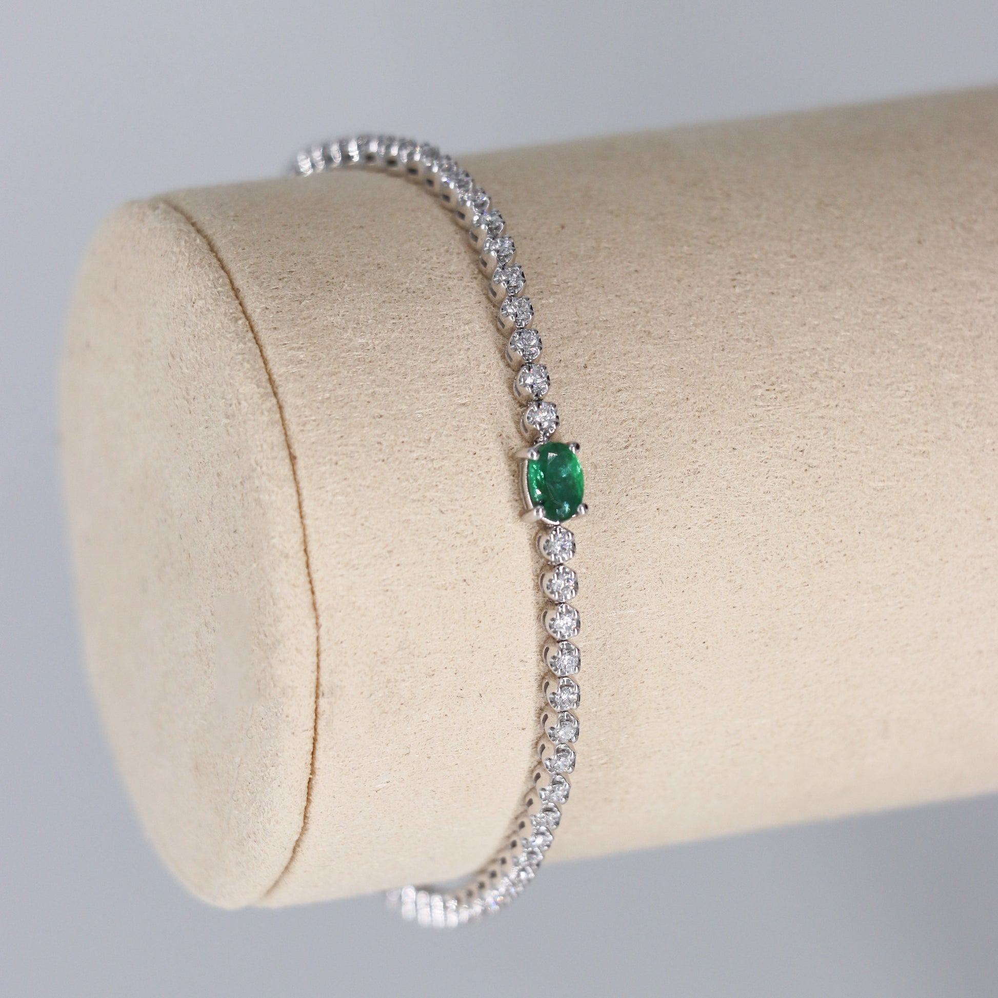 TENIS BRACELET DIAMANTES .95ct/.35ct ESME OVAL ORO BCO 14K